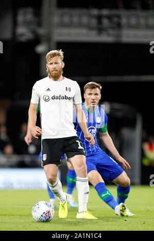 Londres, Royaume-Uni. 27 Sep, 2019. Tim Ream de Fulham pendant le match de championnat EFL Sky Bet entre Fulham et Wigan Athletic à Craven Cottage, Londres, Angleterre le 27 septembre 2019. Photo par Carlton Myrie. Usage éditorial uniquement, licence requise pour un usage commercial. Aucune utilisation de pari, de jeux ou d'un seul club/ligue/dvd publications. Credit : UK Sports Photos Ltd/Alamy Live News Banque D'Images