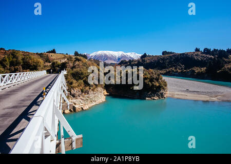 Gorges de Rakaia sur une journée ensoleillée en Nouvelle Zélande Banque D'Images