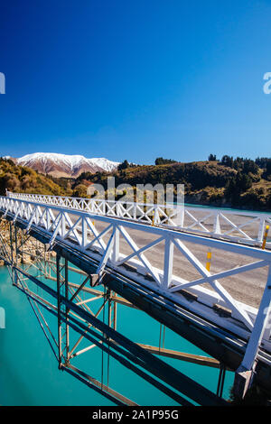 Gorges de Rakaia sur une journée ensoleillée en Nouvelle Zélande Banque D'Images