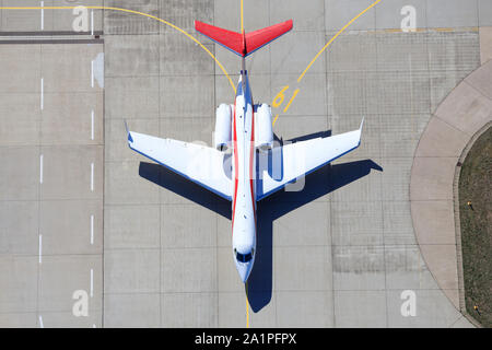 Iliouchine Il-18V à l'aéroport d'Erfurt Banque D'Images