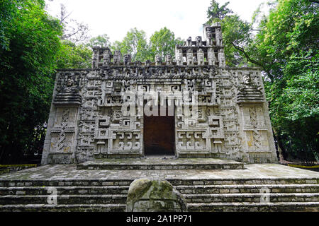 MEXICO CITY, MEXIQUE - 9 SEP 2017- Vue sur le Monument National Museum of Anthropology (Museo Nacional de Antropologia, MNA) à Mexico. Banque D'Images