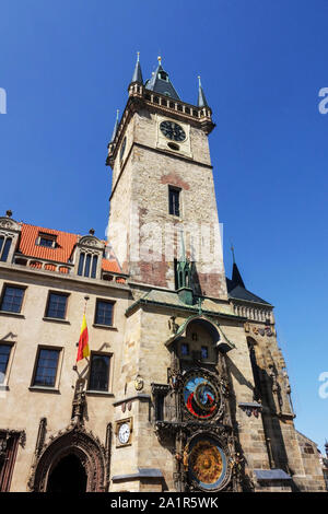 Prague tour du vieil hôtel de ville avec l'Horloge Astronomique de Prague, République Tchèque Banque D'Images