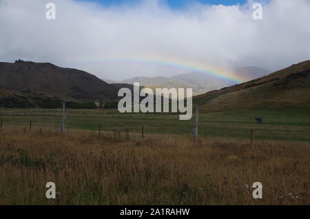 Arc-en-ciel. Te Araroa Trail. L'île du Sud. Nouvelle Zélande Banque D'Images