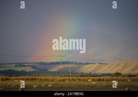 Arc-en-ciel. Te Araroa Trail. L'île du Sud. Nouvelle Zélande Banque D'Images