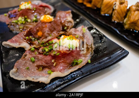 Bœuf Wagyu servent de sushi Banque D'Images