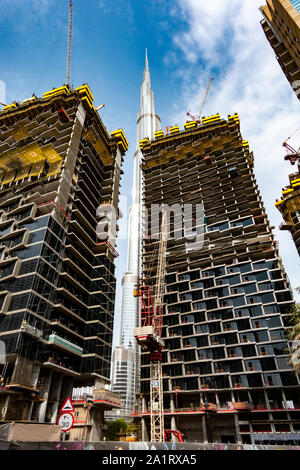 Nouvelle construction en face de Burj Khalifa, Dubai, Émirats Arabes Unis Banque D'Images