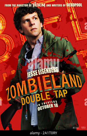 DATE DE SORTIE : Octobre 18, 2019 Title : Zombieland 2 : Appuyez deux STUDIO : Colombie Photos Réalisateur : Ruben Fleischer PLOT : Columbus, San Bernadino, Wichita et Little Rock, passer à l'Amérique heartland alors qu'elles affronteront contre zombies évolué, d'autres survivants, et la crise de croissance de la famille de fortune désagréable. Avec : Jesse Eisenberg comme Columbus. (Crédit Image : © Colombie Photos/Images de divertissement) Banque D'Images