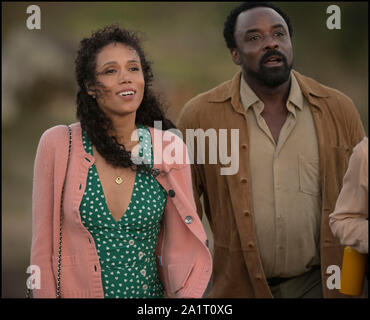 DATE DE SORTIE : Octobre 25, 2019 Title : Frankie STUDIO : Sony Pictures Classics Directeur : Ira Sachs Résumé : Trois générations aux prises avec une expérience qui change la vie au cours d'une journée de vacances à Sintra, Portugal, une ville historique connue pour ses jardins denses et des villas et palais. Avec : VINETTE ROBINSON, ARIYON BAKARE. (Crédit Image : © Sony Pictures Classics/photos) Banque D'Images