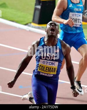 Christian Coleman (USA) gagnant 100 mètres lors des Championnats du monde IAAF 2019 Le 28 septembre, 2019 dans Khaliff Internartional Stadium de Doha (Qatar).  : Soenar Chamid Crédit/SCS/AFLO/Alamy Live News Banque D'Images
