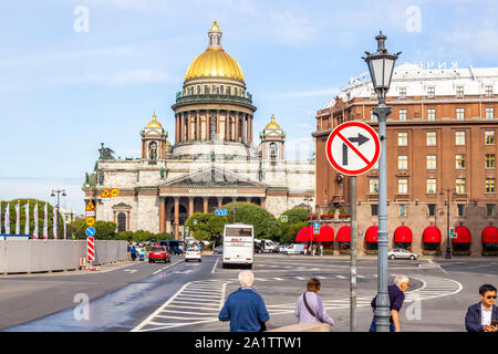 La Cathédrale St Isaac durant la matinée de la Place St Isaac, St Petersbourg, Russie. Banque D'Images