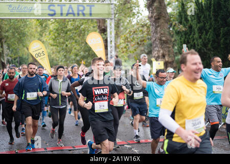 Londres, Royaume-Uni. Dimanche, 29 Septembre, 2019. Le Demi-marathon d'Ealing. Photo : Roger Garfield/Alamy Live News Banque D'Images