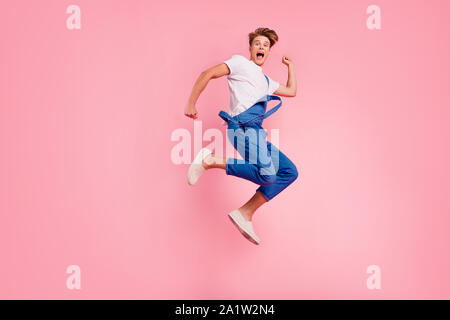 Longueur totale du corps Taille photo studio portrait of handsome attracti Banque D'Images