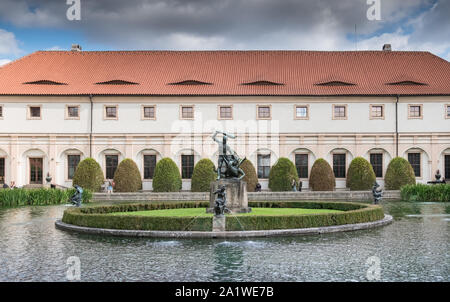 Le jardin Wallenstein, un 17e siècle dans le jardin du Palais du Sénat, Mala Strana, Prague, République tchèque. Banque D'Images