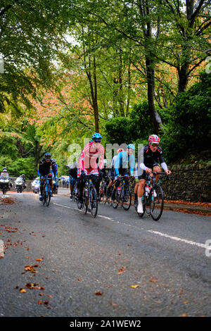 Skipton, Yorkshire du Nord / UK - 29 septembre 2019 : Les championnats du monde de cyclisme sur route course élite hommes. Le bras passe à travers Skipton. Banque D'Images