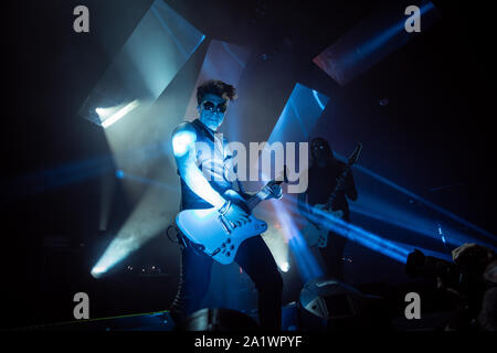 Oslo, Norvège. Septembre 28th, 2019. Le groupe de rock anglais The Sisters of Mercy effectue un concert live de la Rockefeller à Oslo. Ici guitariste Ben Christo est vu sur scène. (Photo crédit : Gonzales Photo - Tord Litleskare). Banque D'Images