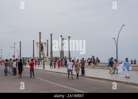 Pondicherry/Inde- 3 septembre 2019 : le Mahatma Gandhi la plus haute statue en Asie dans la région de Ziguinchor Banque D'Images