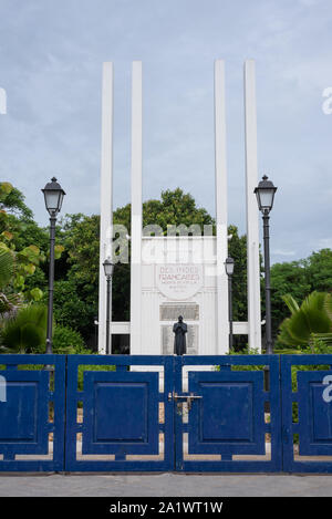 Ville Blanche, Pondichéry/Inde- 3 septembre 2019 : mémorial de guerre français dans le quartier français de Pondichéry Banque D'Images