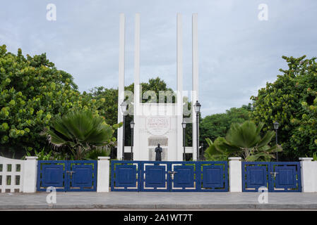 Ville Blanche, Pondichéry/Inde- 3 septembre 2019 : mémorial de guerre français dans le quartier français de Pondichéry Banque D'Images