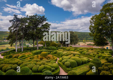 Les Jardins de Marqueyssac sont situés dans la ville de Vézac, dans la région française de Dordogne, dans la région de Nouvelle-Aquitaine. C'est sur la liste de Banque D'Images