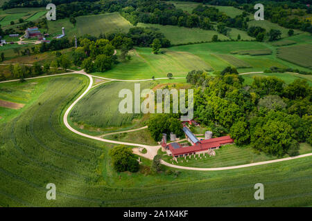 Vue aérienne de Frank Lloyd Wright's farm près de 'Taliesin' près de Spring Green, Wisconsin, USA. Banque D'Images