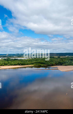 Vue aérienne de la rivière Wisconsin Valley près de Spring Green, Wisconsin, USA. Banque D'Images