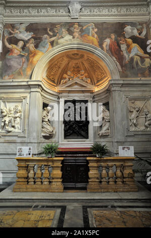 Italie, Rome, église de Santa Maria della Pace, Cappella Chigi avec fresques de Raphaël (Raffaello) Banque D'Images