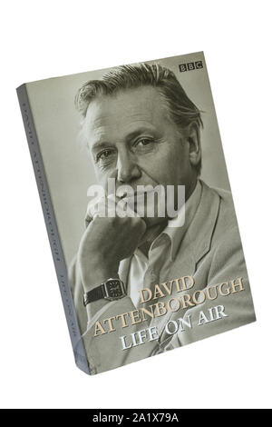 Livre de poche d'air sur la vie, une autobiographie par David Attenborough Banque D'Images