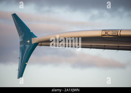 Glasgow, Royaume-Uni. 28 septembre 2019. Sur la photo : Hi Fly Super Jumbo Airbus A380-800 sur le tarmac en attendant le plein avant d'aller chercher plus de passagers abandonnés. À la suite de l'effondrement immédiat de l'agence de voyage Thomas Cook, l'opération Matterhorn est toujours plein à l'aéroport de Glasgow. La prise de mise en fourrière et Thomas Cook avions ont été transférés dans un quartier calme de l'aérodrome pour faire place à la grande flotte corps nécessaires pour l'opération Matterhorn. Colin Fisher/CDFIMAGES.COM Banque D'Images