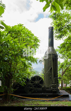 Ancien moteur âne, aka vapeur, l'exploitation forestière treuil moteur, construit à Taiwan en 1941, Chinan National Forest Recreation Area, Hualien, Taiwan Banque D'Images