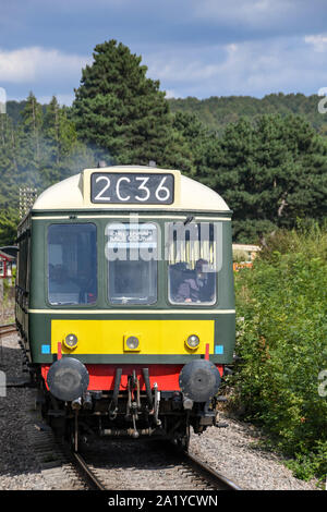 Le GLOUCESTERSHIRE, ANGLETERRE - Septembre 2019 : sur la tête d'une vue préservée sur le diesel et Gloucestershire Warwickshire Railway. Banque D'Images