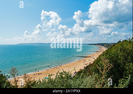 Plage de Bournemouth le jour ensoleillé Banque D'Images