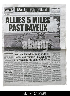 Une reproduction de la première page du Daily Mail du 9 juin 1944 avec les nouvelles sur l'invasion de la France après le D-Day. Banque D'Images