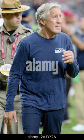 Glendale, États-Unis. Sep 29, 2019. L'entraîneur-chef des Seattle Seahawks Pete Carroll quitte le terrain après les Seahawks défait les Arizona Cardinals 27-10 au stade de State Farm, à Glendale (Arizona) le dimanche, Septembre 29, 2019. Photo par Art Foxall/UPI UPI : Crédit/Alamy Live News Banque D'Images