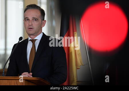 Le ministre allemand des Affaires étrangères Heiko Maas s'adresse aux médias lors d'une conférence de presse conjointe avec le ministre tchèque des Affaires étrangères, Tomas Petricek, le 30 septembre 201 Banque D'Images