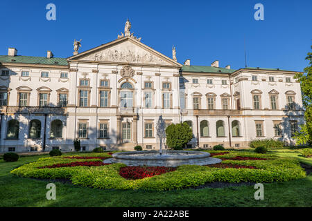 Pologne, Varsovie, Krasinski Palace et Krasinskich, le jardin de style baroque du 17ème siècle de la ville. Banque D'Images