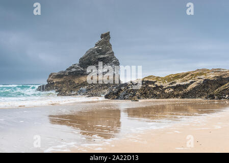 Bedruthan steps, près de Newquay, Cornwall, Angleterre, Grande-Bretagne Banque D'Images
