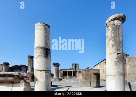 La basilique salon, forum de Pompéi, la ville romaine enfouie dans la lave près de Naples ville, Liste du patrimoine mondial de l'UNESCO 1997, région de Campanie, en Italie, en Europe. Banque D'Images