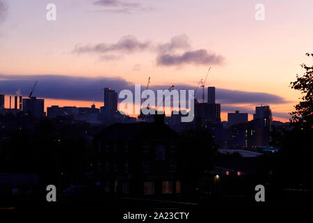 Leeds, en octobre 2019, avec maison d'Altus en construction, qui sera le plus grand bâtiment dans le Yorkshire, à 37 étages de haut. Banque D'Images