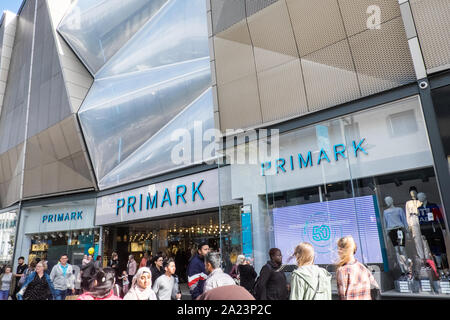 Le plus grand Primark,store,High Street,ouvert,avril,2019,Birmingham, West Midlands, Angleterre,Midlands,UK,GB,Bretagne,Europe Banque D'Images