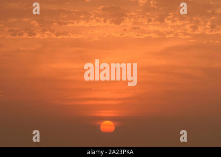 Lever de soleil sur St Charles Bay, Goose Island State Park, Texas, États-Unis Banque D'Images