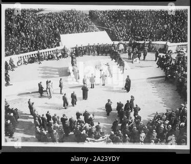 Vue aérienne de cérémonie à l'enterrement du soldat inconnu au cimetière national d'Arlington Banque D'Images