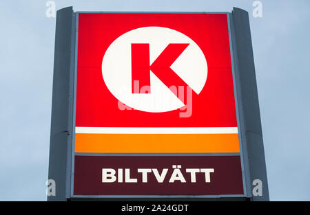 Göteborg, Suède. 28 Sep, 2019. Logo Circle K vu de Göteborg. Projet de budget suédois tient compte de la diminution des impôts de biocarburants pour 2020. Credit : Karol Serewis SOPA/Images/ZUMA/Alamy Fil Live News Banque D'Images