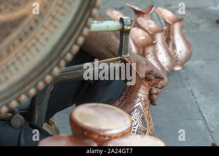 Bazar Coppersmith dans le sud-est de la Turquie Gaziantep - tradition depuis des centaines d'années Banque D'Images