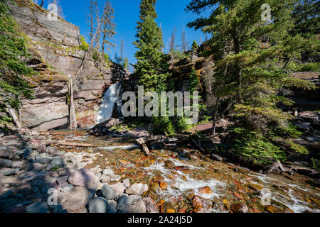 Baring tombe à la Saint Mary Lake, Glacier National Park, Montana Banque D'Images