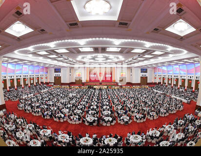 Beijing, Chine. Sep 30, 2019. Une réception est organisée pour célébrer le 70e anniversaire de la fondation de la République populaire de Chine (RPC) dans le Grand Hall du Peuple à Beijing, capitale de la Chine, 30 septembre 2019. Credit : Zhang Ling/Xinhua/Alamy Live News Banque D'Images