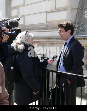 Visites Andy Burnham, Downing Street pour un 'couteau' Avril 2019 Sommet du crime. Andrew Burnham ; du travail britannique et homme politique coopératif ; le maire de Greater Manchester depuis mai 2017. Il était auparavant membre du Parlement (MP) Banque D'Images