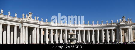 L'extérieur de l'appartements pontificaux sur la Place Saint-Pierre, dans la Cité du Vatican. Banque D'Images