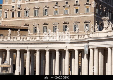 L'extérieur de l'appartements pontificaux sur la Place Saint-Pierre, dans la Cité du Vatican. Banque D'Images