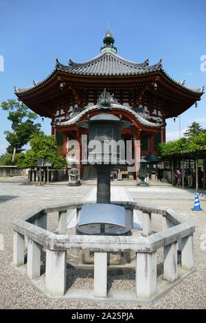 Salle Octogonale du Sud (Nan'endo), 1741, site no9 de 33 Saigoku , Pèlerinage Kofuku-ji temple bouddhiste, dans la ville de Nara, au Japon. Le temple est le siège national de l'école Hosso. Banque D'Images