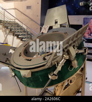 Système de fixation périphérique androgyne (APP), un vaisseau spatial, des mécanismes d'accueil, co-développé par les ingénieurs américains et soviétiques à travers une série de rencontres en personne, des lettres et des téléconférences, APAS-75 était initialement prévu pour être utilisé sur une mission américaine à une station spatiale Saliout qui devint le projet de test Apollo-soyouz Banque D'Images